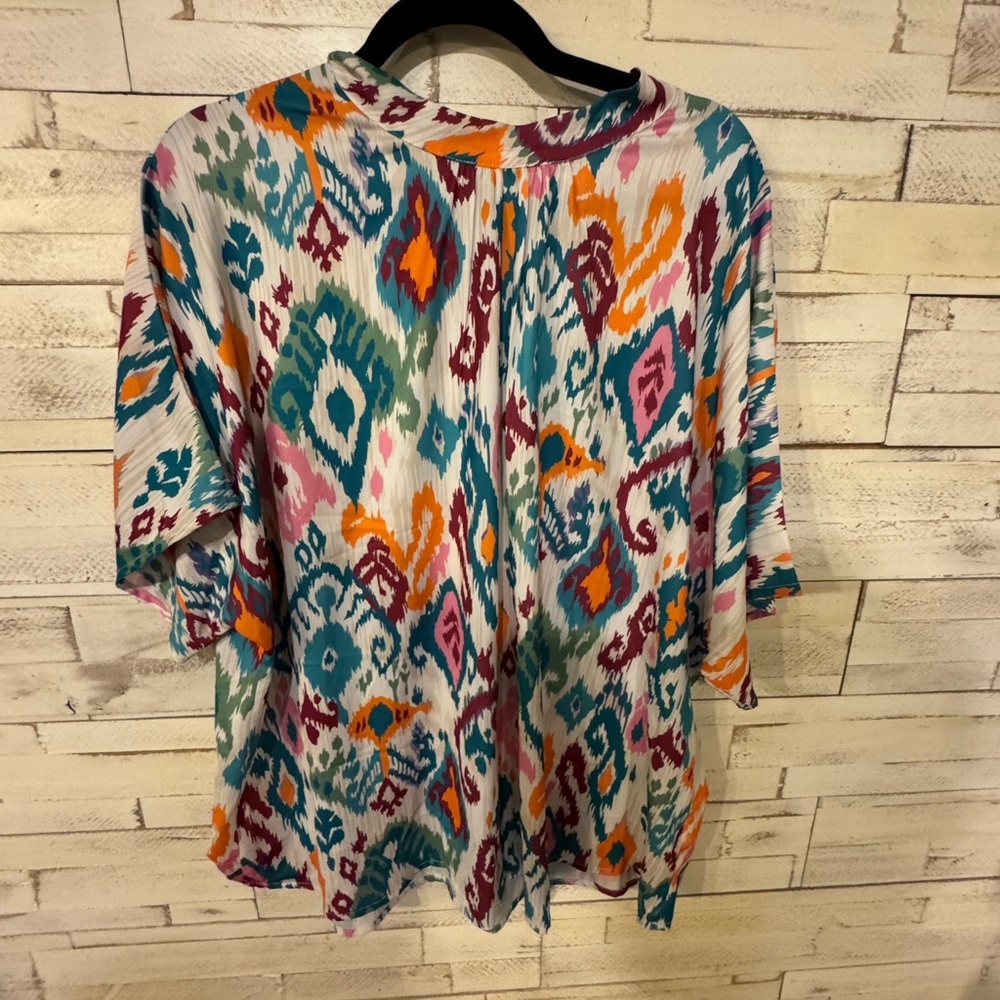 2for$20-Colorful Patterned Women's Top - Picture 2 of 3